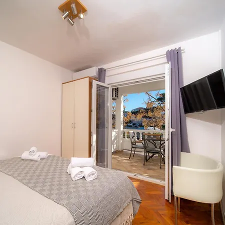 Gurman 3* Supetarska Draga