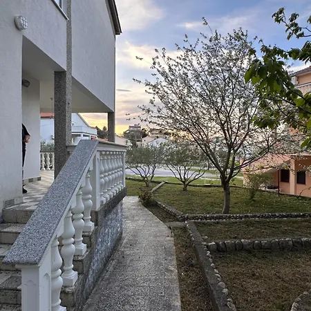 Gurman Supetarska Draga
