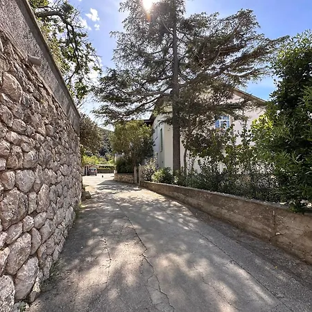 Gurman Guest house *